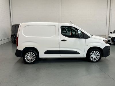 2020 Peugeot Partner
