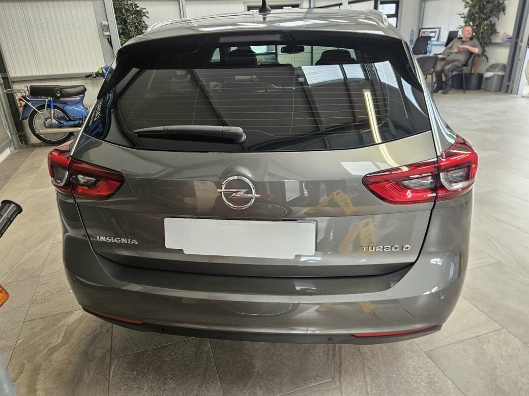 2020 Opel Insignia