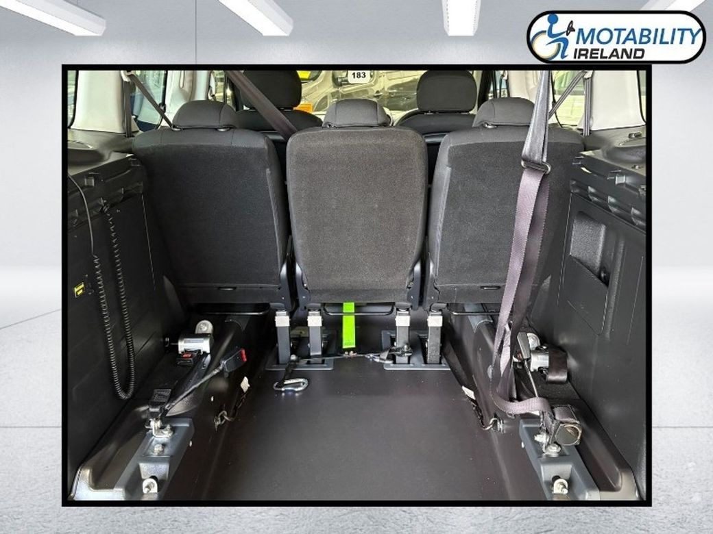 2014 Peugeot Partner Tepee