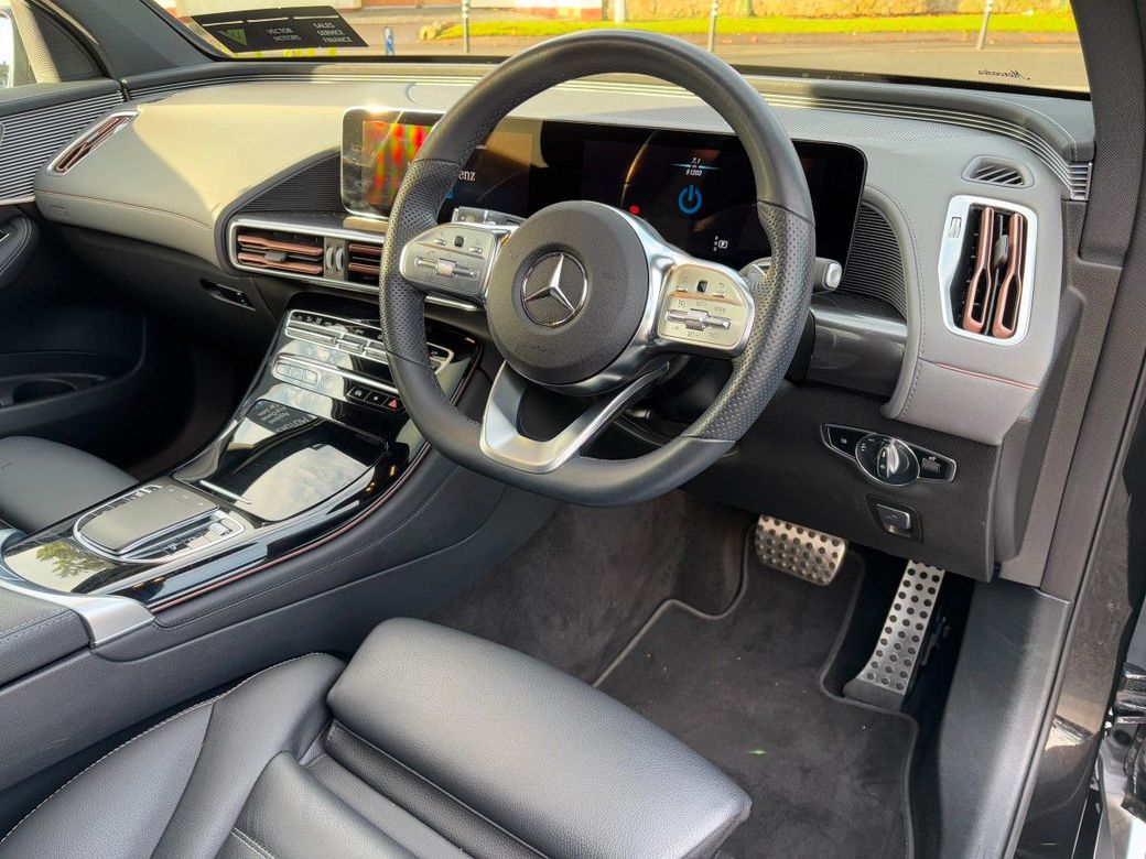 2022 Mercedes-Benz EQC