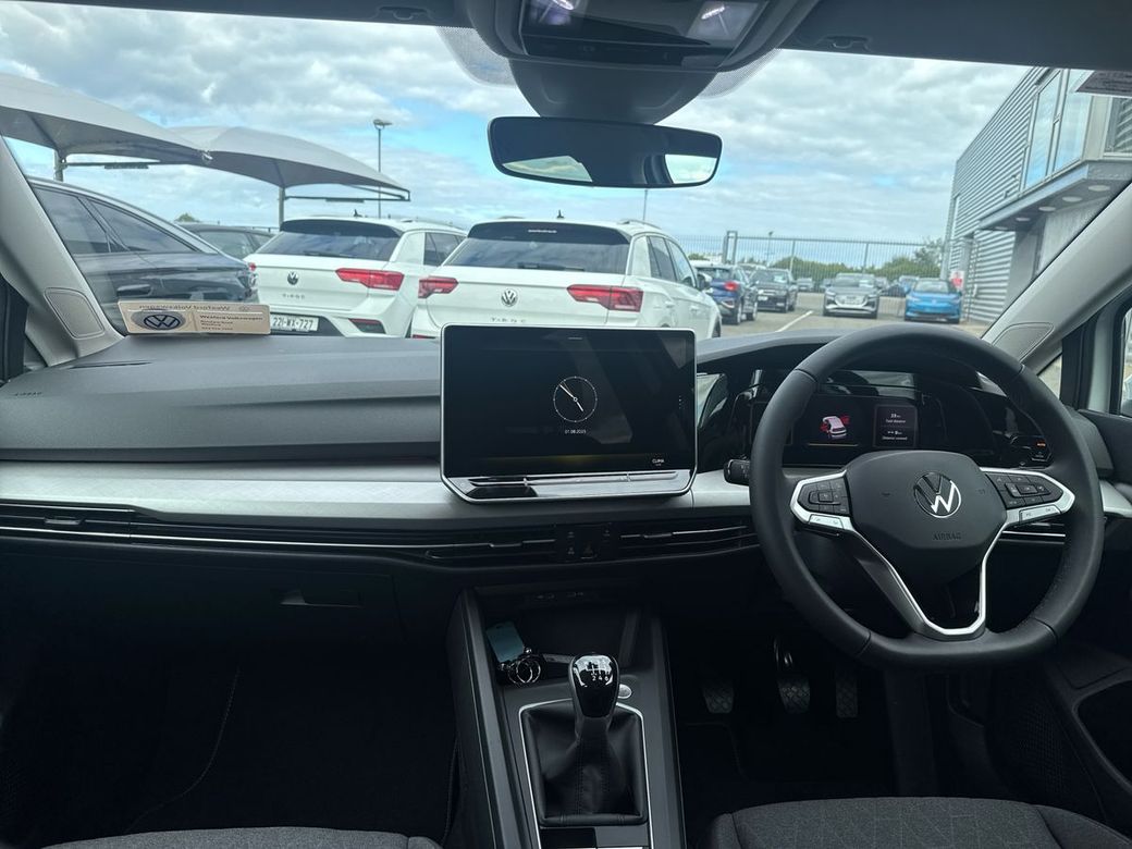 2025 Volkswagen Golf