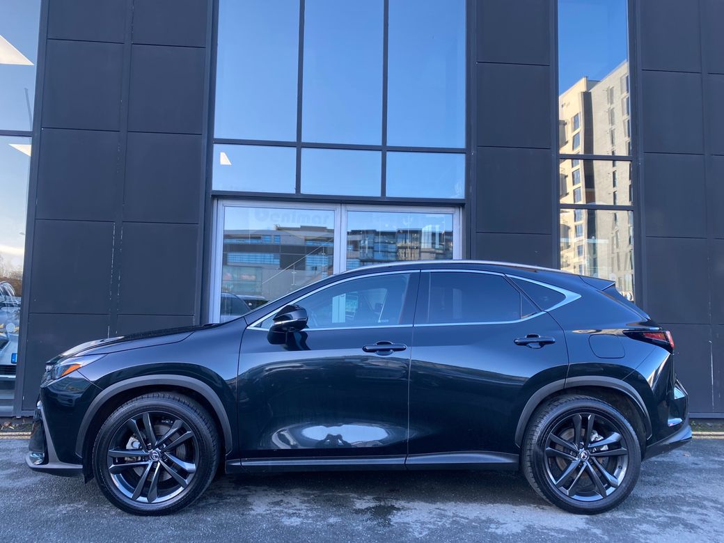 2025 Lexus NX 450H+