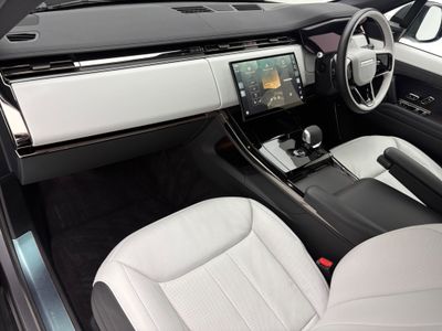 2024 Land Rover Range Rover Sport