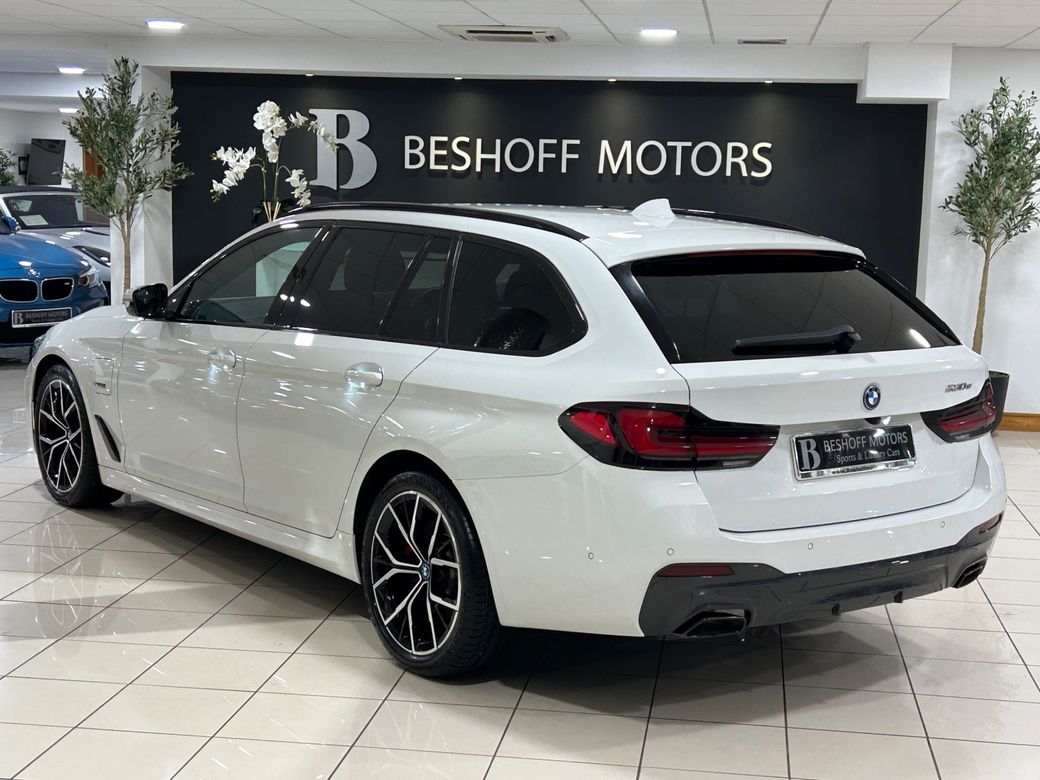 2022 BMW 5 Series