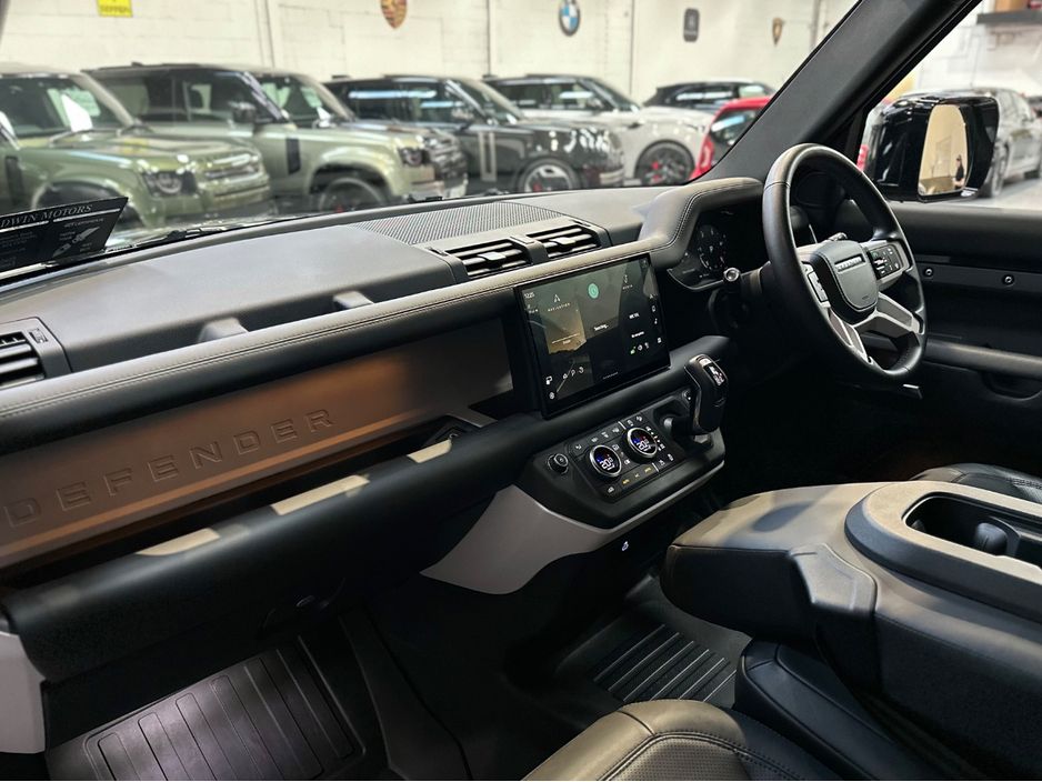 2025 Land Rover Defender