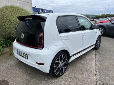 2018 Volkswagen up!
