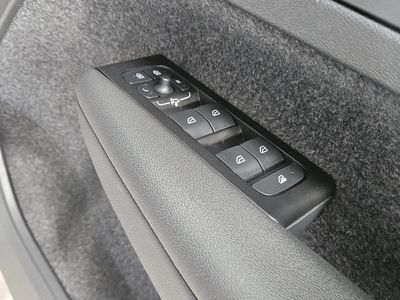 2022 Volvo XC40