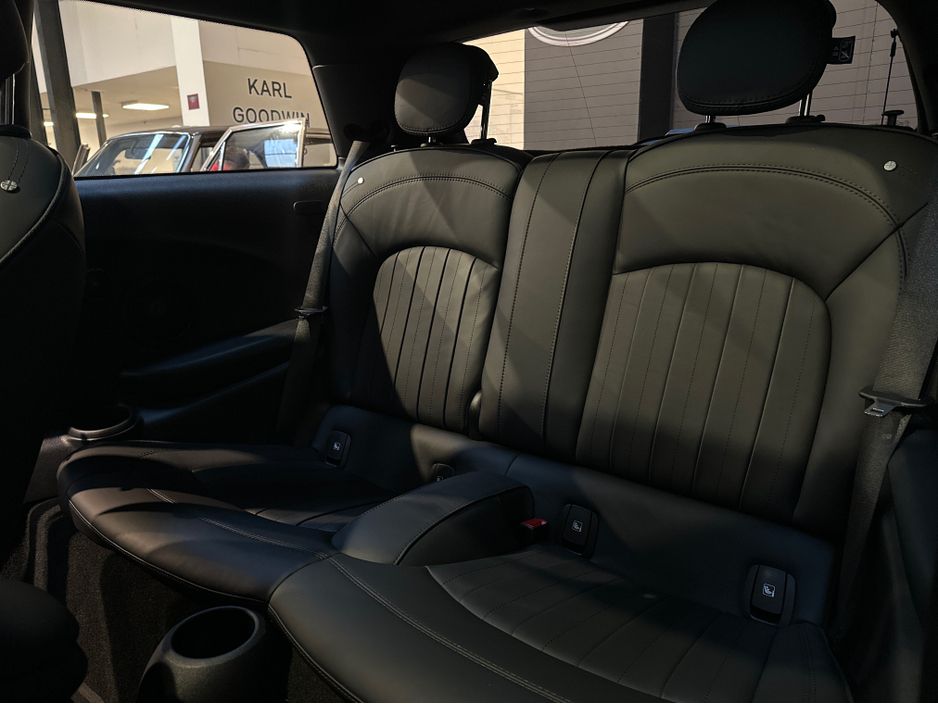 2024 Mini Hatch