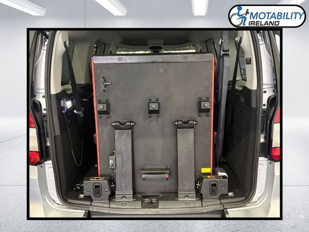 2025 Ford Tourneo Connect