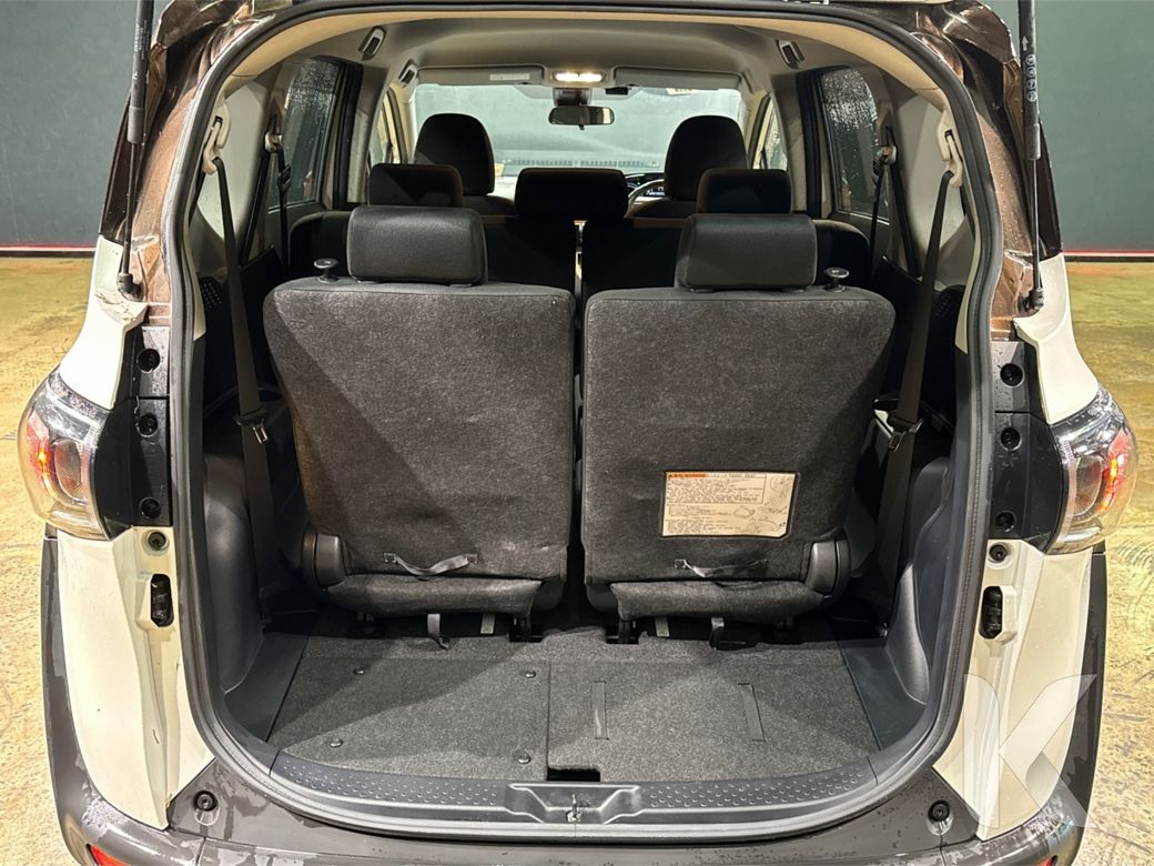 2020 Toyota Sienta