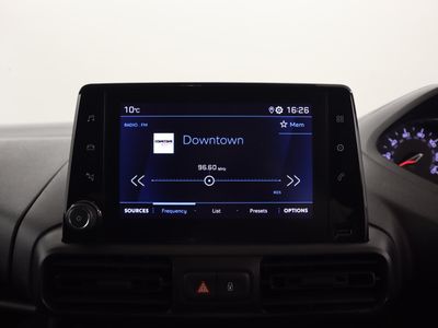 2022 Peugeot Partner