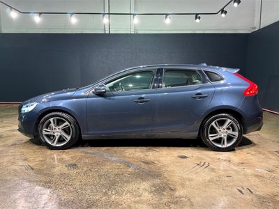2017 Volvo V40