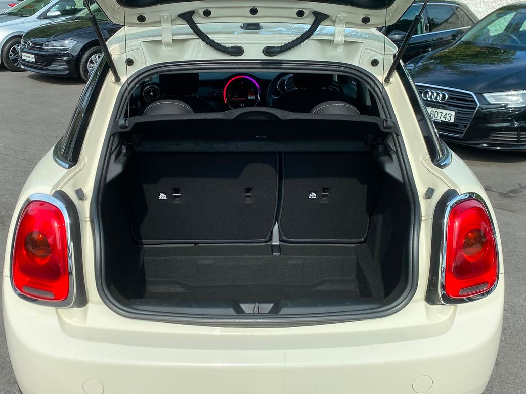 2016 Mini Hatch