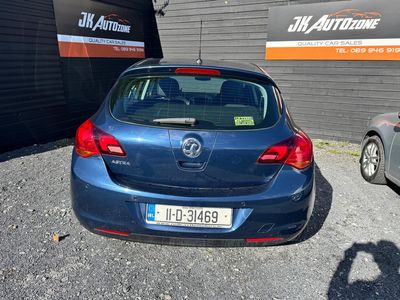 2011 Opel Astra