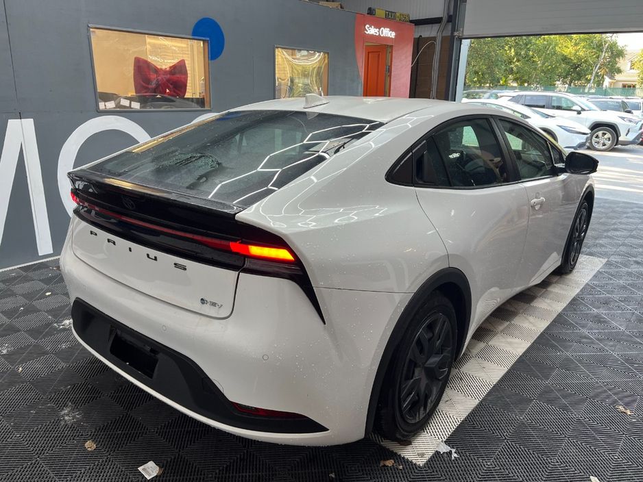 2025 Toyota Prius