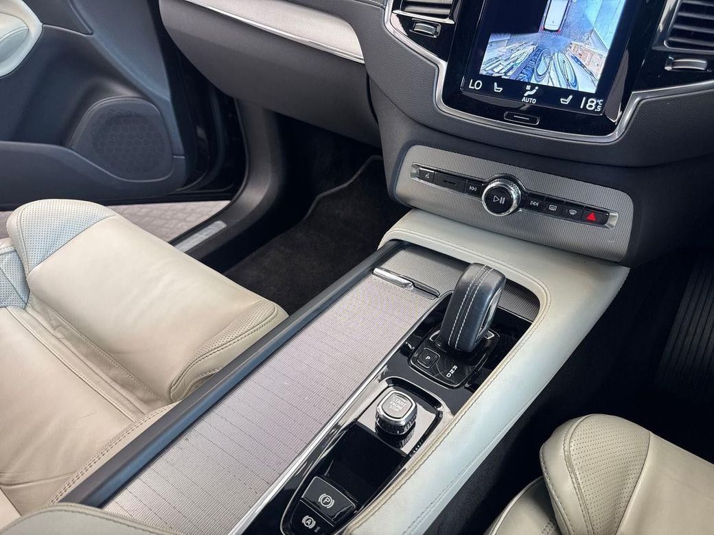 2022 Volvo XC90
