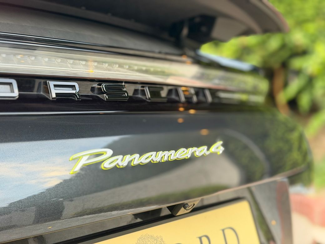 2024 Porsche Panamera