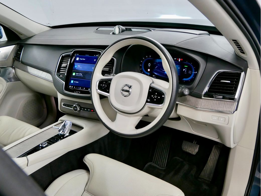 2023 Volvo XC90