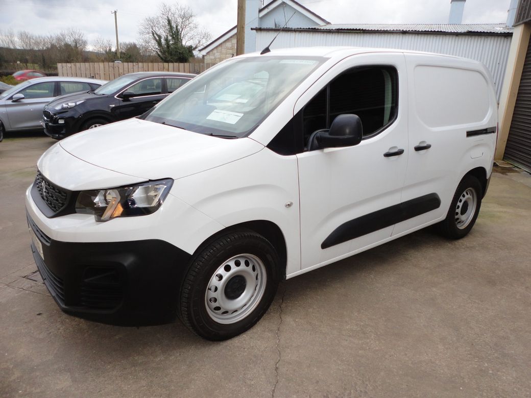 2021 Peugeot Partner