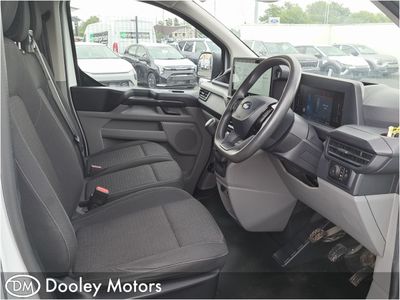 2024 Ford Transit Custom