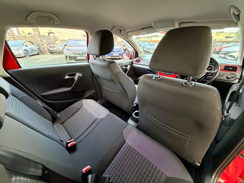 2015 Volkswagen Polo