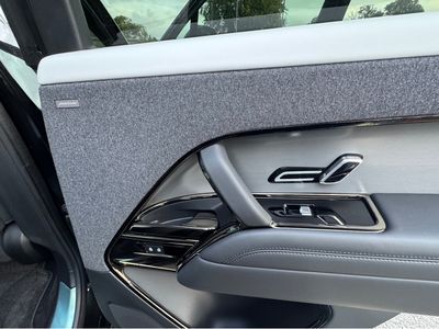 2024 Land Rover Range Rover Sport