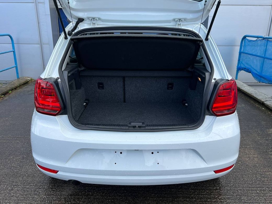 2017 Volkswagen Polo