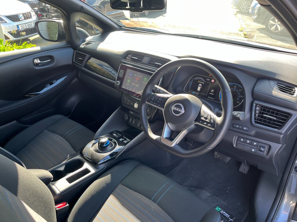 2024 Nissan Leaf