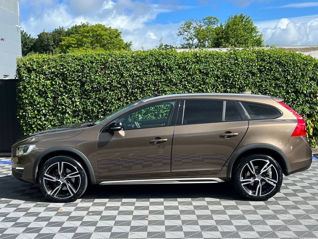 2017 Volvo V60