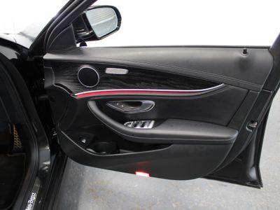 2021 Mercedes-Benz E 300