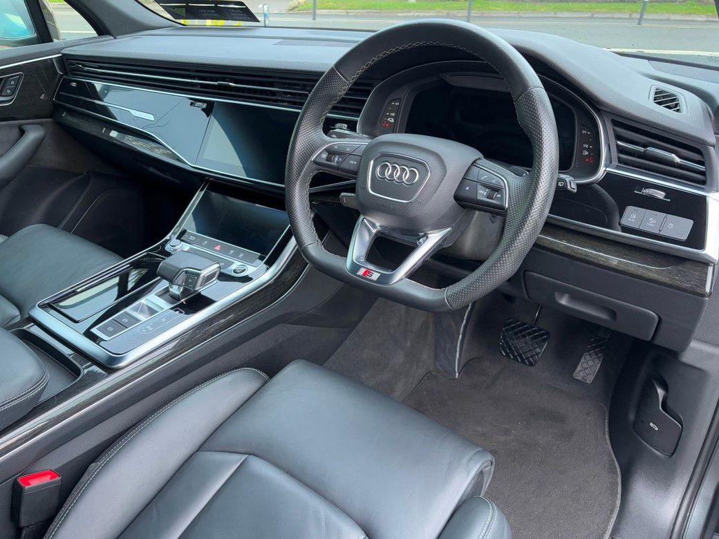 2022 Audi Q7