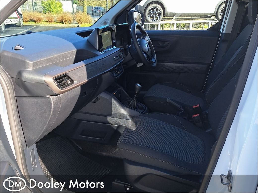 2024 Ford Transit Courier