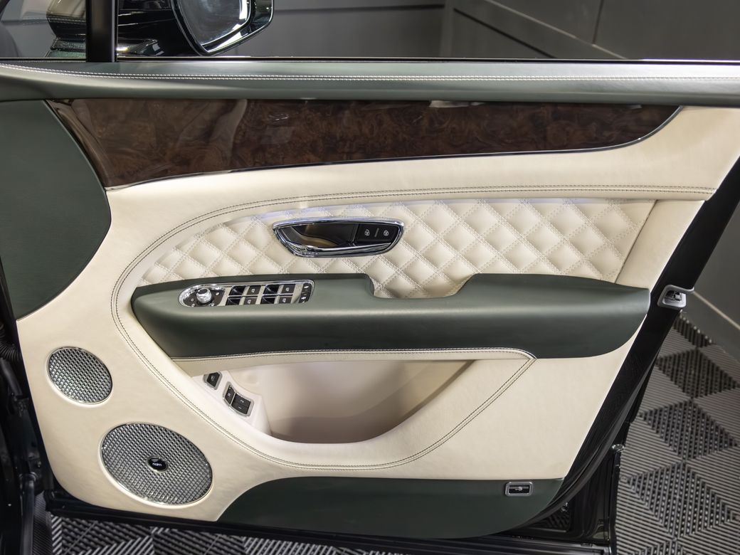 2023 Bentley Bentayga