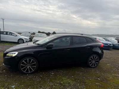 2017 Volvo V40