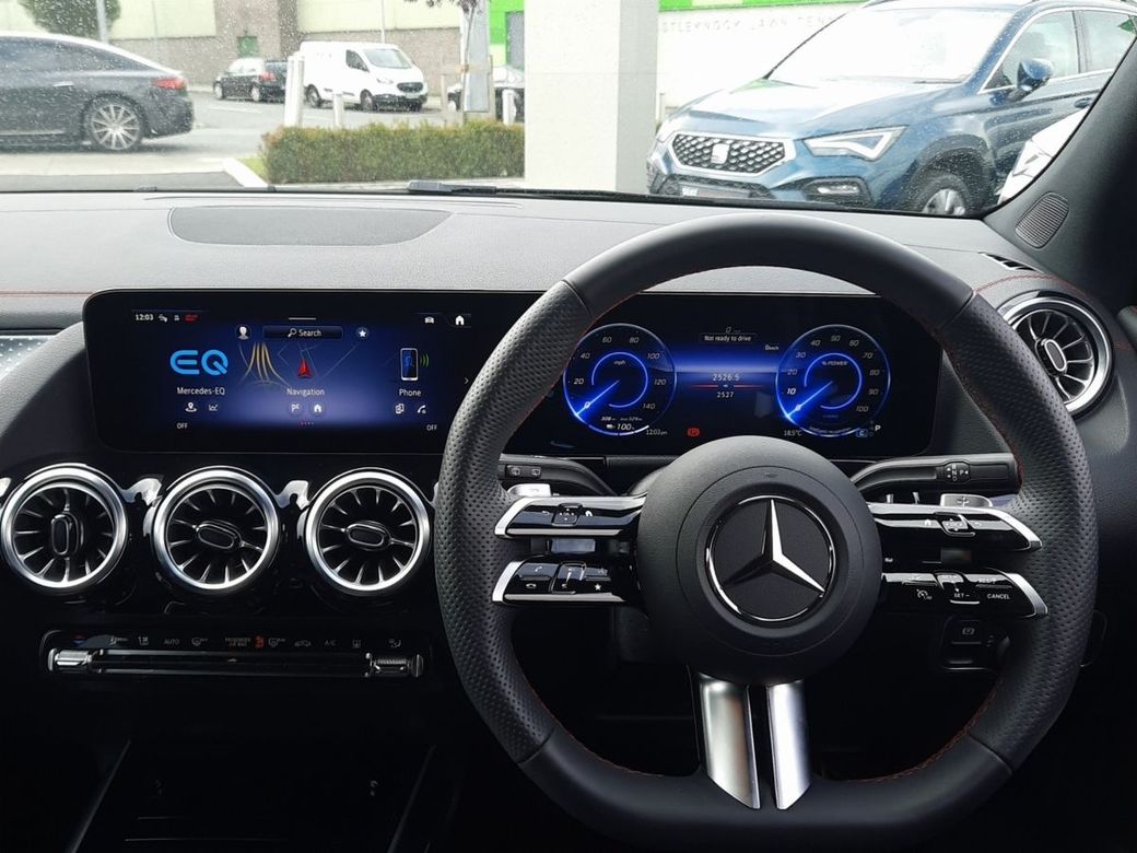2025 Mercedes-Benz EQA