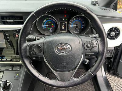 2016 Toyota Auris