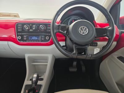 2016 Volkswagen up!