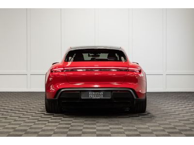 2022 Porsche Taycan