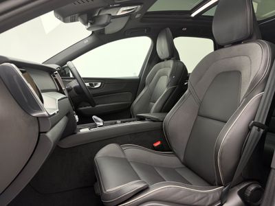 2025 Volvo XC60