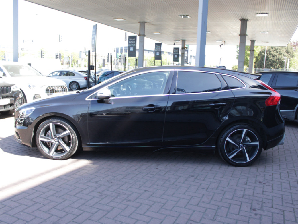 2016 Volvo V40