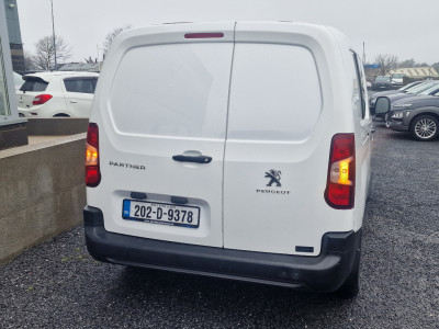 2020 Peugeot Partner