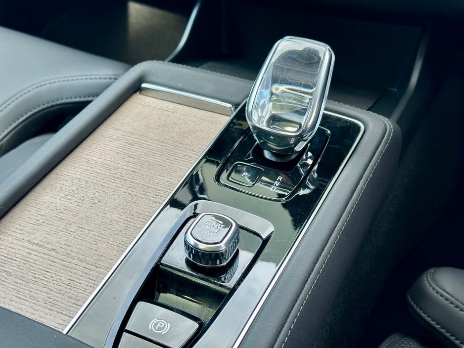 2025 Volvo XC90