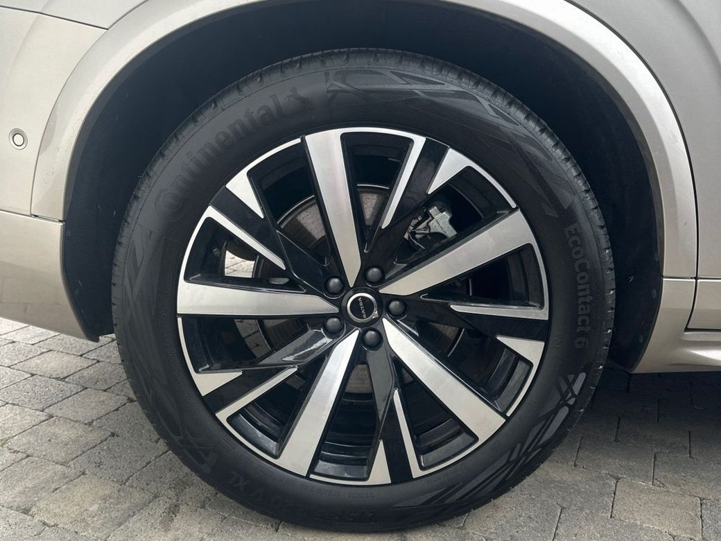 2025 Volvo XC90
