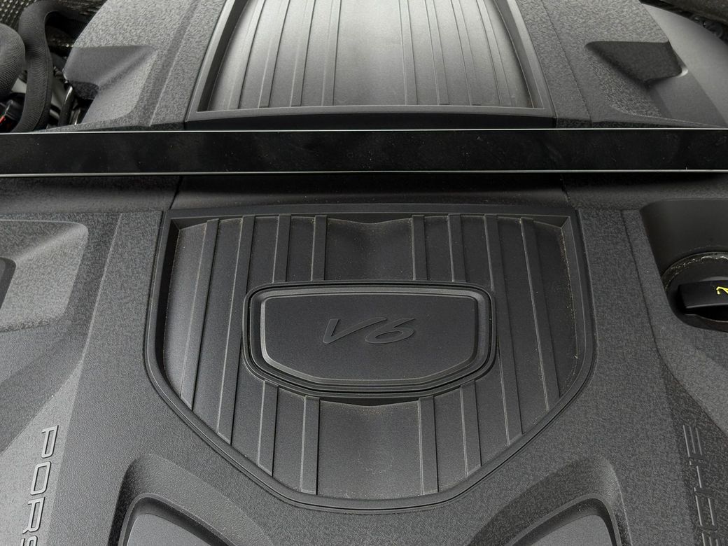 2025 Porsche Panamera