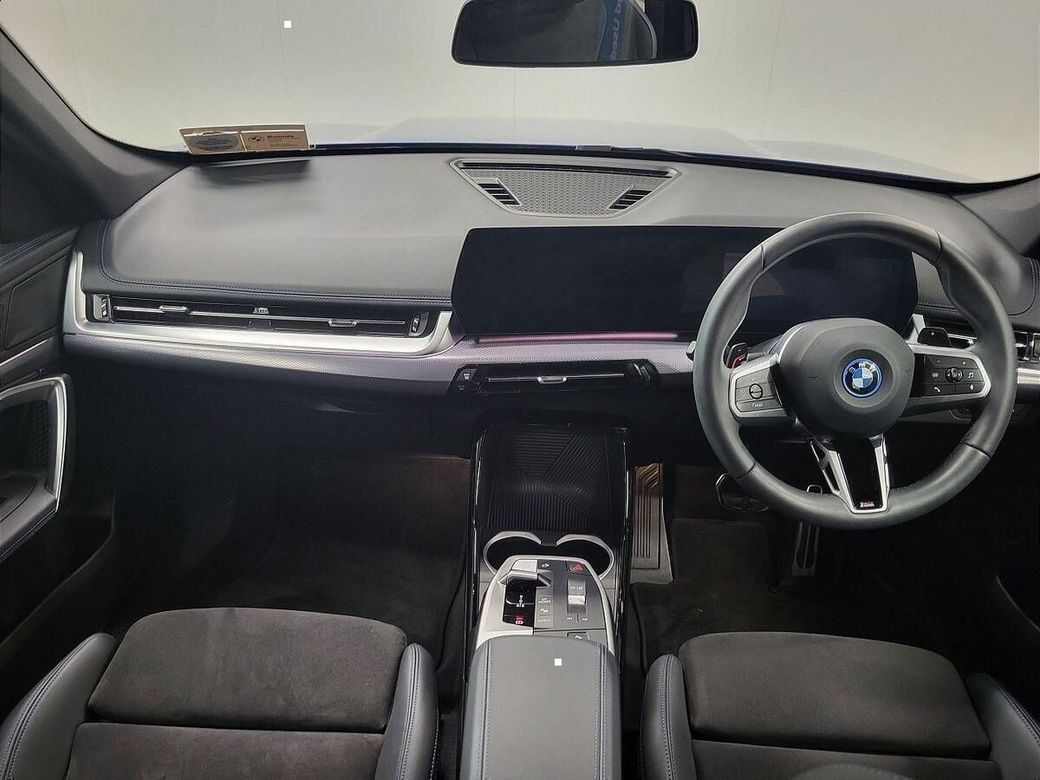 2025 BMW X1