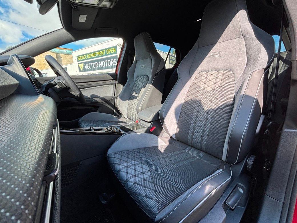 2023 Volkswagen Golf
