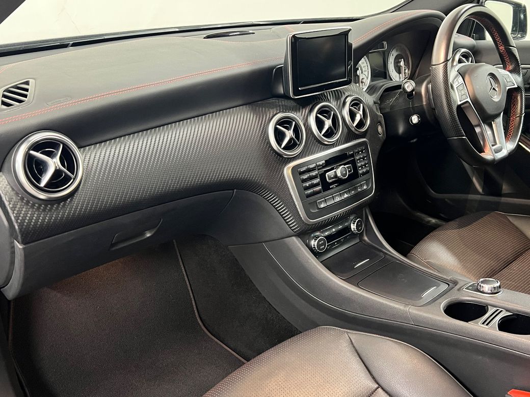 2014 Mercedes-Benz A 180