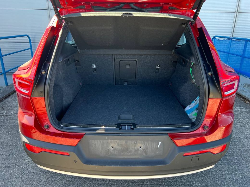 2022 Volvo XC40