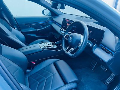 2023 BMW i5