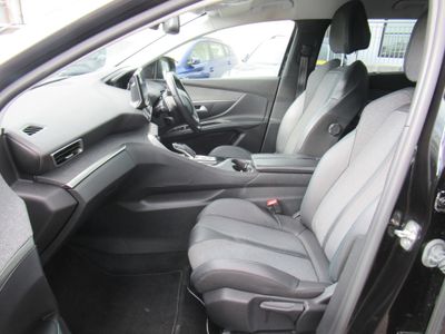 2022 Peugeot 5008